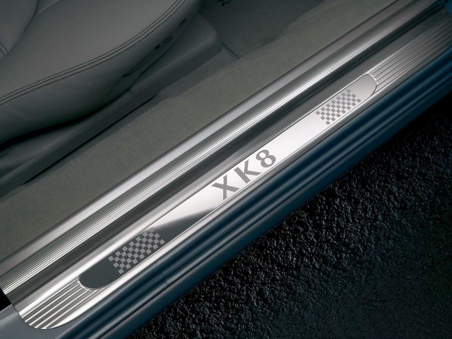  Jaguar XK8 Convertible Victory Edition 2006 года  (фото 2 из 2)